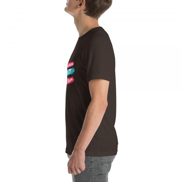 My girlfriend loves it up the bum Unisex t-shirt - Image 16