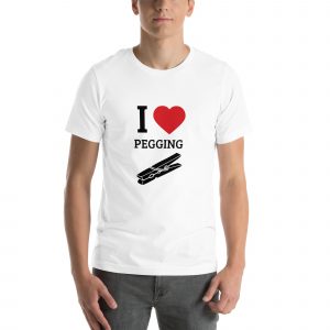 I  love Pegging T-Shirt | Funny Pun Tee | Clothes Peg Joke Shirt | Cheeky Adult Humour | Festival T-Shirt | Novelty Gift